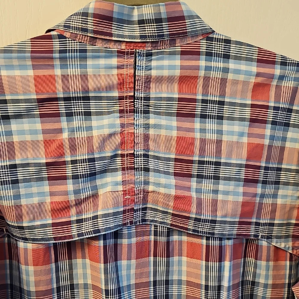 Izod Plaid Fishing Button Down Shirt. - Picture 6 of 7